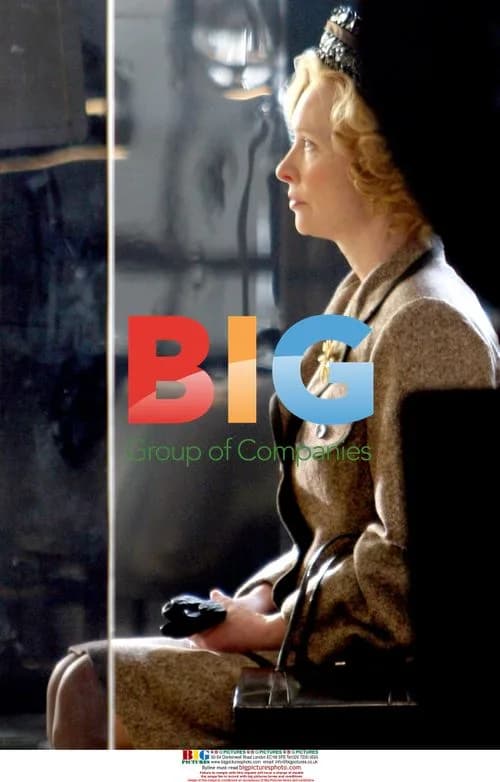 Lindsay Duncan as Margaret Thatcher on 'Margaret' set