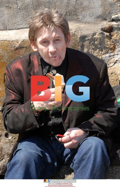 The Pogues' Shane McGowan and Girlfriend at Sandycove Beach