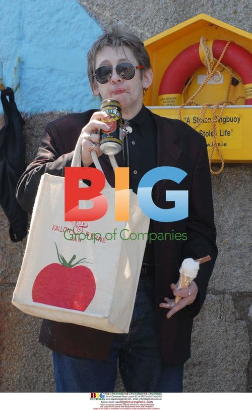 Shane McGowan and Victoria Clarke at Sandycove Beach