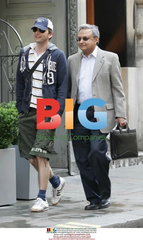 David Tennant Casual Stroll in London