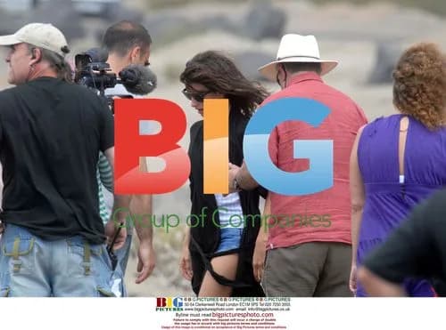 Penelope Cruz and Pedro Almodovar on film set