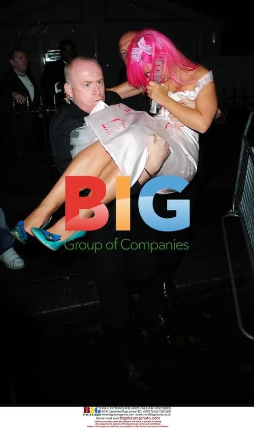Lily Allen carried from awards show