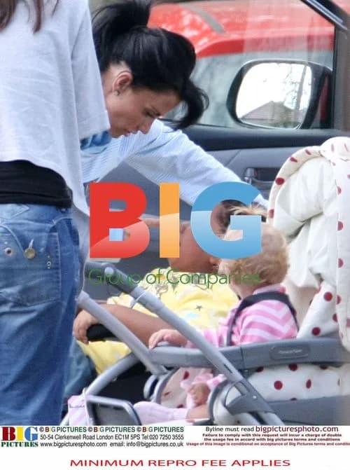Katie Price and family visit Sydney
