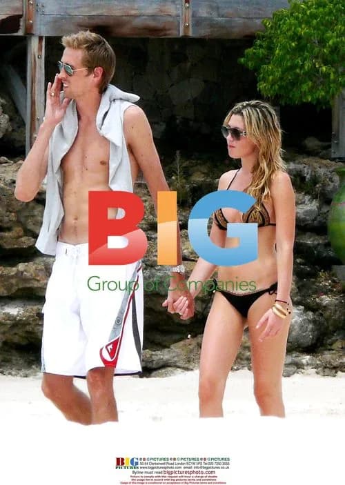 Peter Crouch and Abigail Clancy's Caribbean PDA