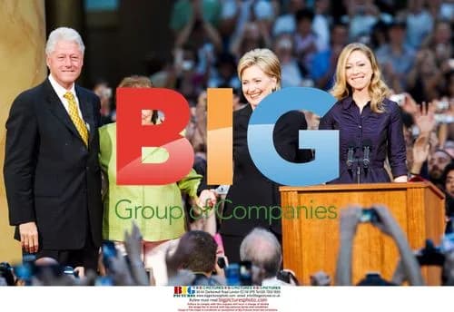 Hillary Clinton suspends campaign, endorses Obama