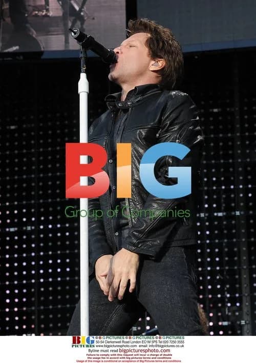 Bon Jovi & Razorlight perform in Dublin
