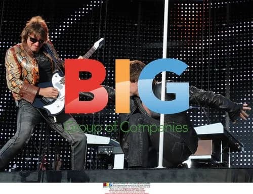 Bon Jovi & Razorlight perform in Dublin