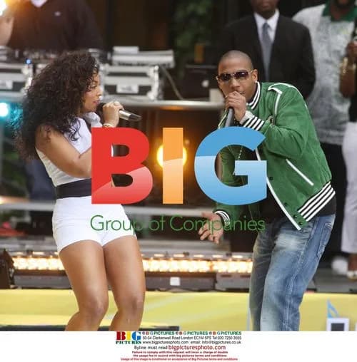 Ashanti and Ja-Rule perform at GMA concert