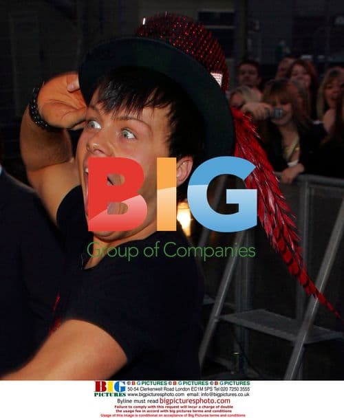 BB contestant Dennis enters Big Brother house