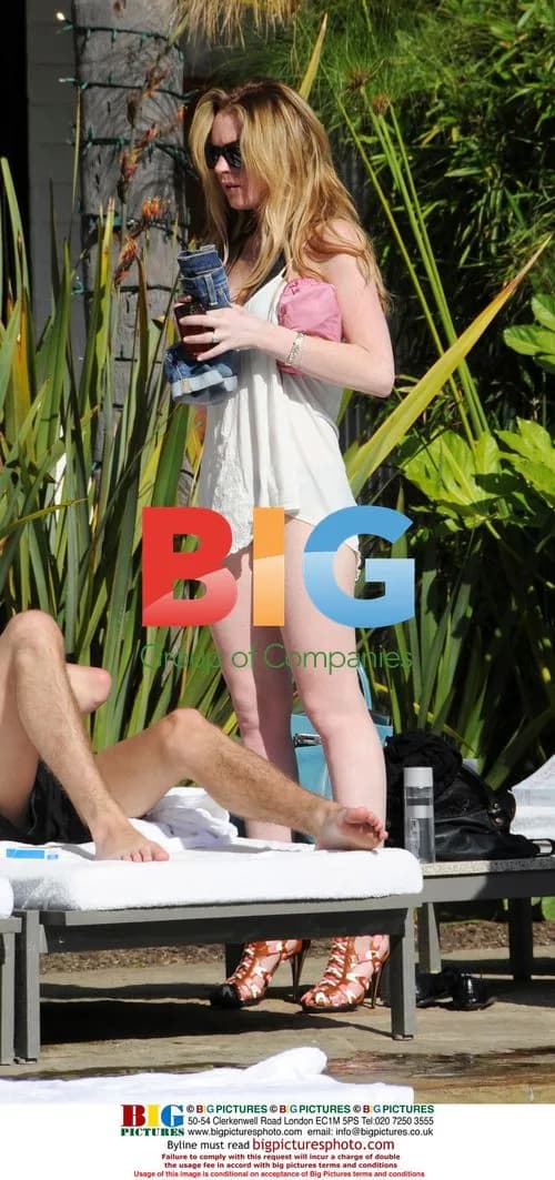 Lindsay Lohan Poolside at Roosevelt Hotel
