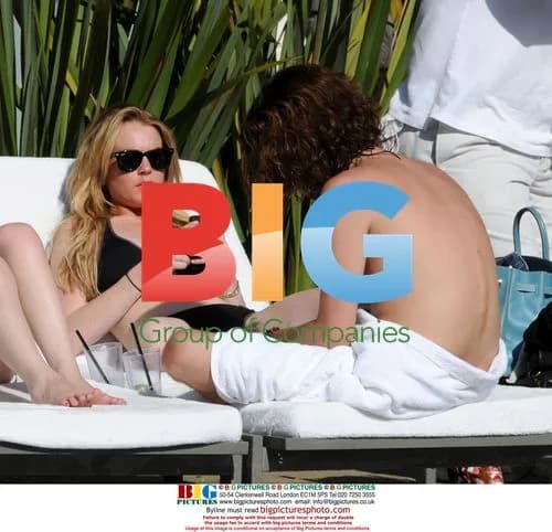 Lindsay Lohan Poolside at Roosevelt Hotel