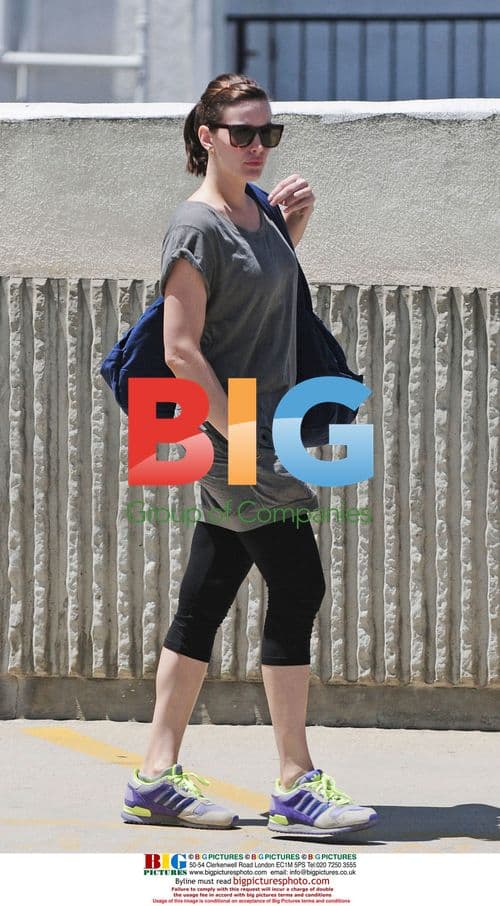 Liv Tyler has early workout before Pasadena day with son Milo