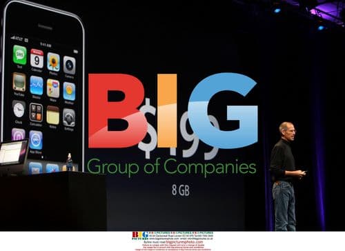 Steve Jobs announces new iPhone at WWDC