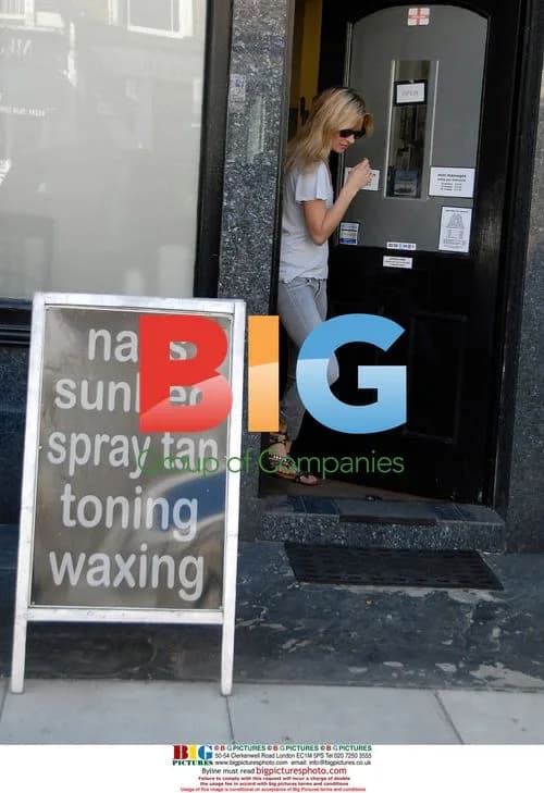 Kate Moss Shopping in London