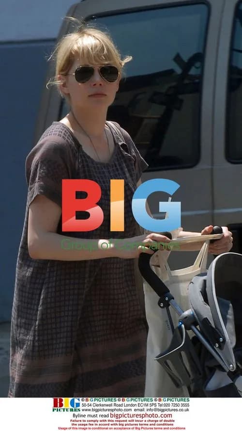 Michelle Williams and Daughter Stroll in Brooklyn