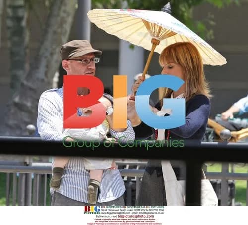 Sandra Bullock on "All About Steve" set