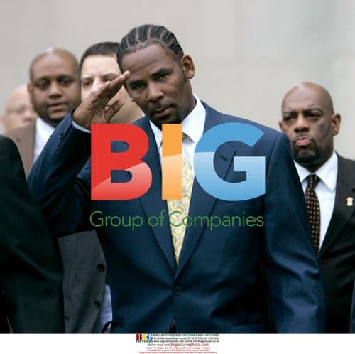 R. Kelly acquitted on child pornography charges