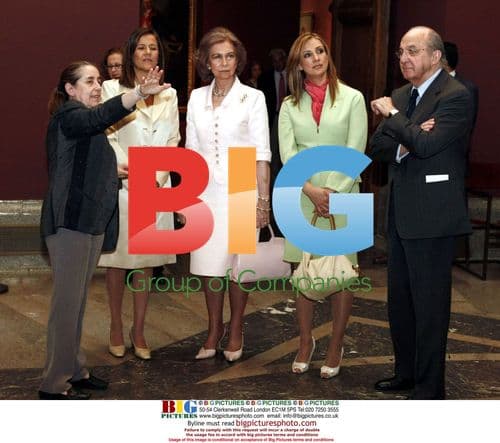 Queen Sofia visits Prado Museum with Mexico's First Lady