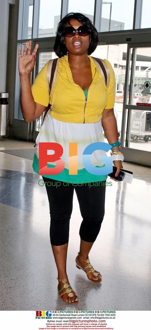 Jennifer Hudson Departs LAX