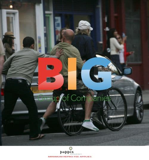 Rhys Ifans Drinking After Split from Sienna Miller