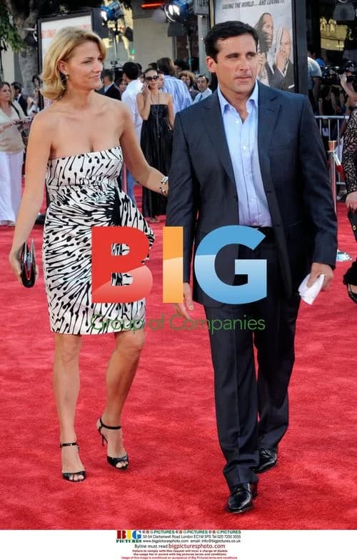 Steve Carell and wife at "Get Smart" premiere