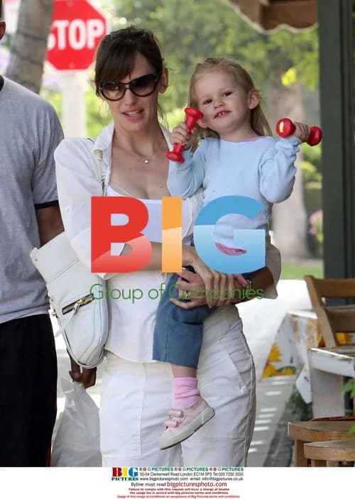 Baby Violet with Jennifer Garner in Los Angeles
