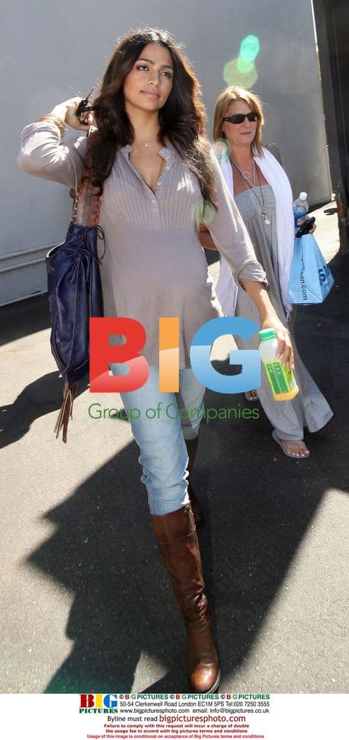 Camila Alves shops at Kitson before picking up Matthew McConaughey