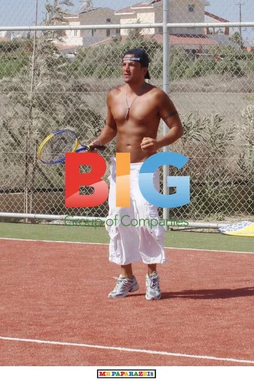 Peter Andre Gets Fit in Cyprus