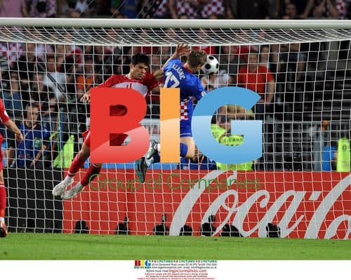 Ivan Klasnic scores header in Croatia vs Turkey match
