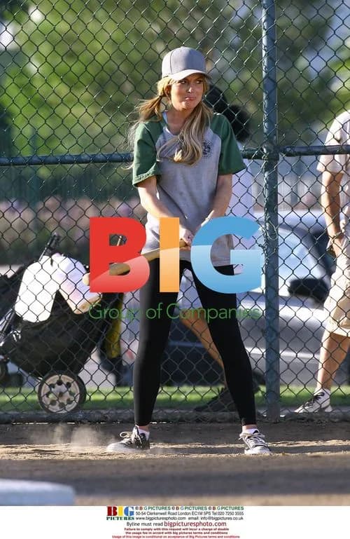 Lindsay Lohan on "Labor Pains" set