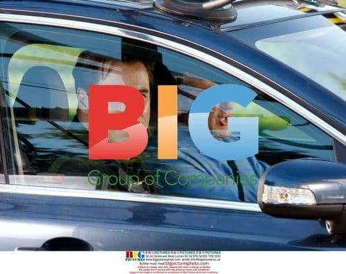 John Travolta, Robin Williams, Seth Green on Old Dogs set