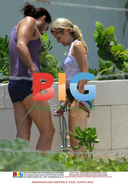 Russell Brand and Teresa Palmer in Mexico