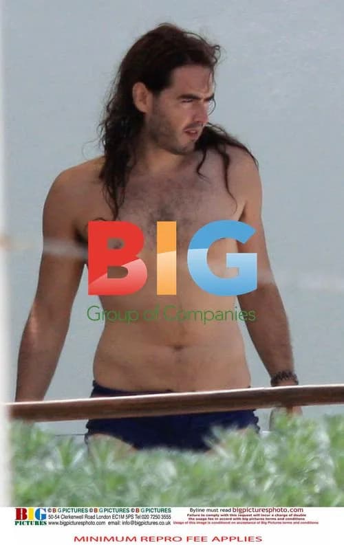 Russell Brand and Teresa Palmer on Mexico Vacation