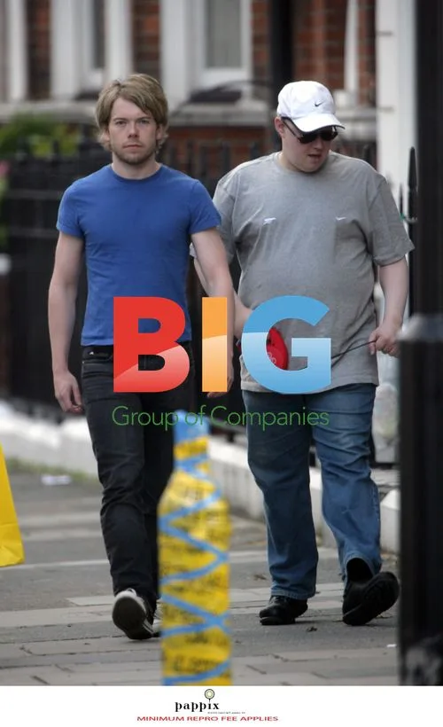 Matt Lucas and partner out for coffee