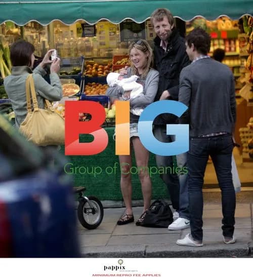 Kate Moss out with Jamie Hince in London