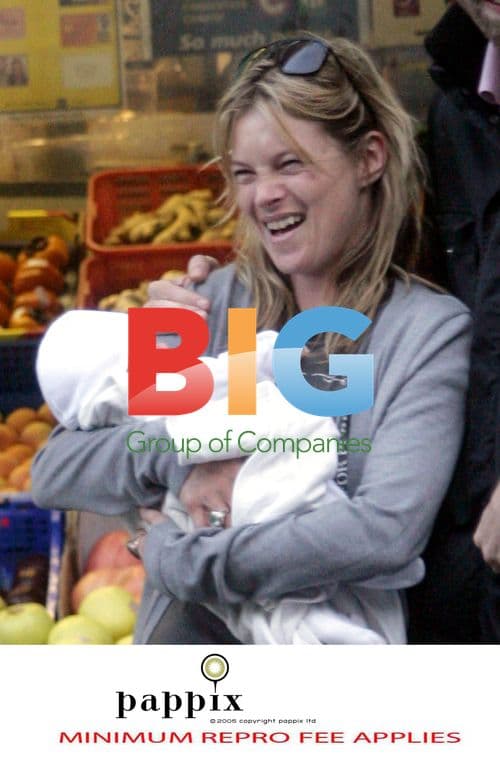 Kate Moss Out Shopping in London