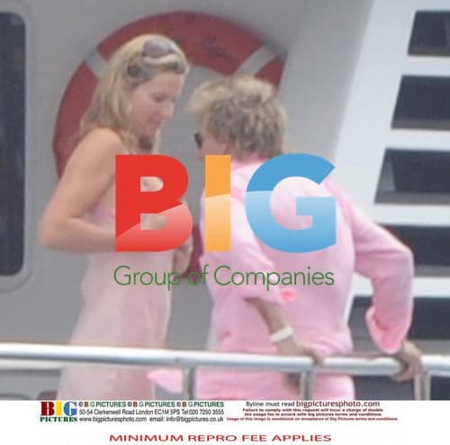 Rod Stewart and Penny Lancaster in Capri