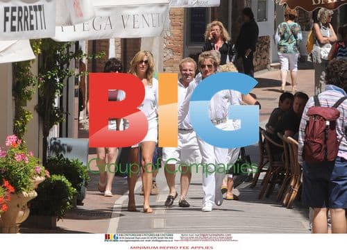 Rod Stewart and Penny Lancaster in Capri