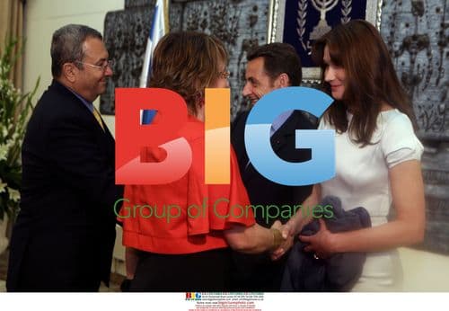 Sarkozy and Bruni Greeted in Israel