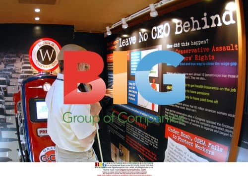 AUFC Unveils Bush Legacy Bus