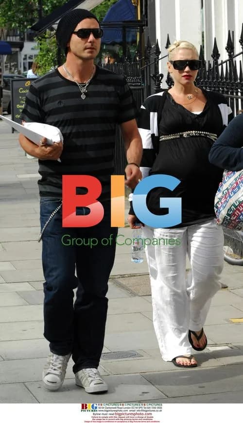 Gwen Stefani and Family Stroll in London