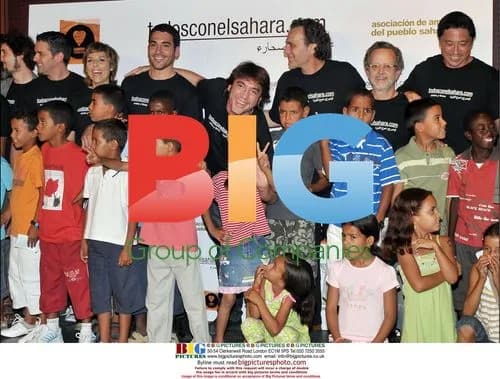 Javier Bardem Hosts Saharawi Children's Concert