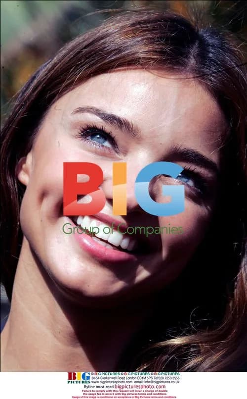 Miranda Kerr in Las Palmas for 'Moda Caliente'