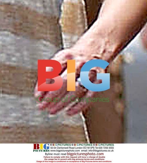 Naomi Watts and Liev Schreiber with baby