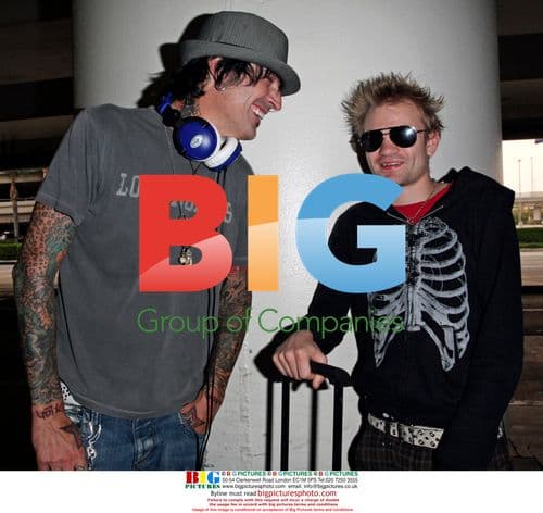 Tommy Lee and Deryck Whibley at LAX