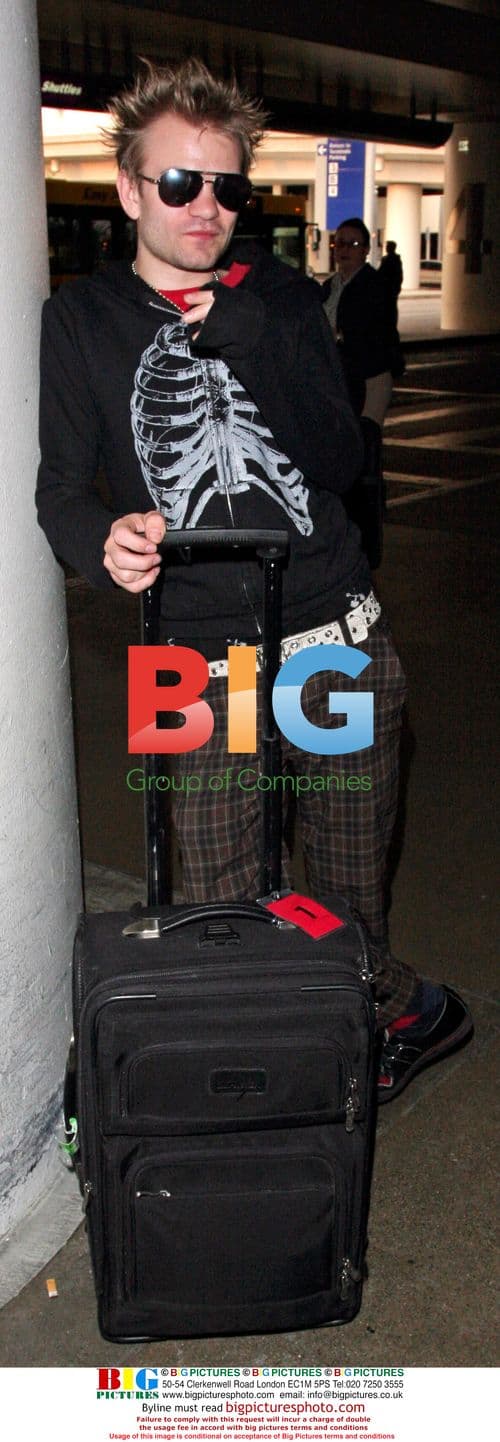 Tommy Lee and Deryck Whibley Arriving at LAX