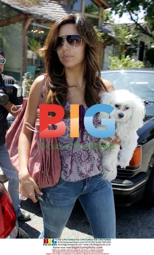 Eva Longoria leaves Ken Paves Salon