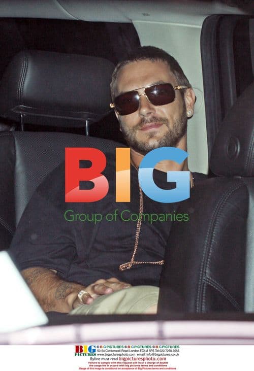 Kevin Federline Arrives at LAX