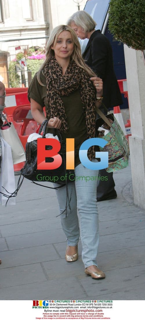 Pregnant Louise Redknapp Leaving GMTV Studio