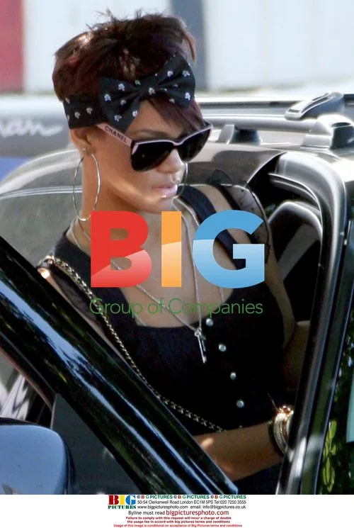 Rihanna shopping in Beverly Hills